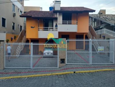 Apartamento 2 dormitórios para Temporada, em Bombinhas, bairro Centro, 2 dormitórios, 1 banheiro, 1 vaga